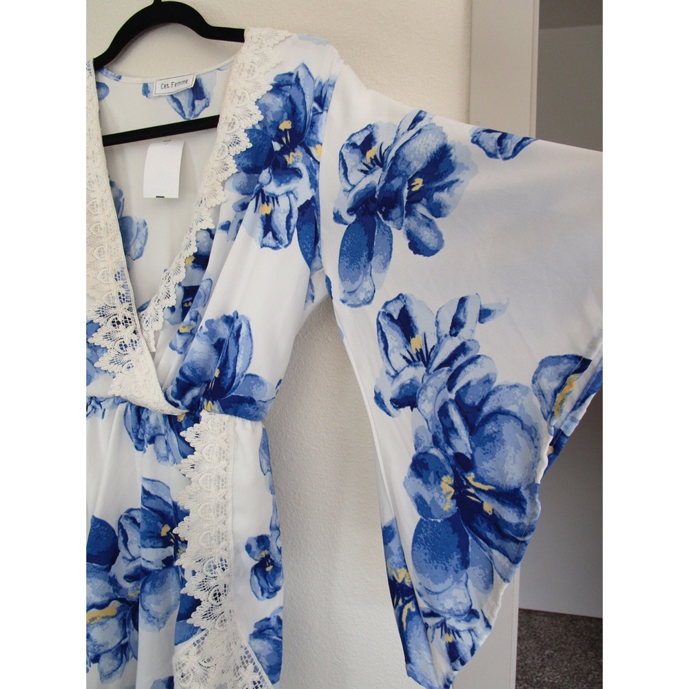 Floral Romper • NEW WITH TAGS! •